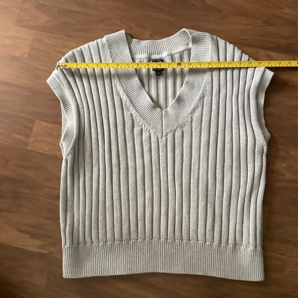 Gap grey blue knit sweater vest - Picture 5 of 6